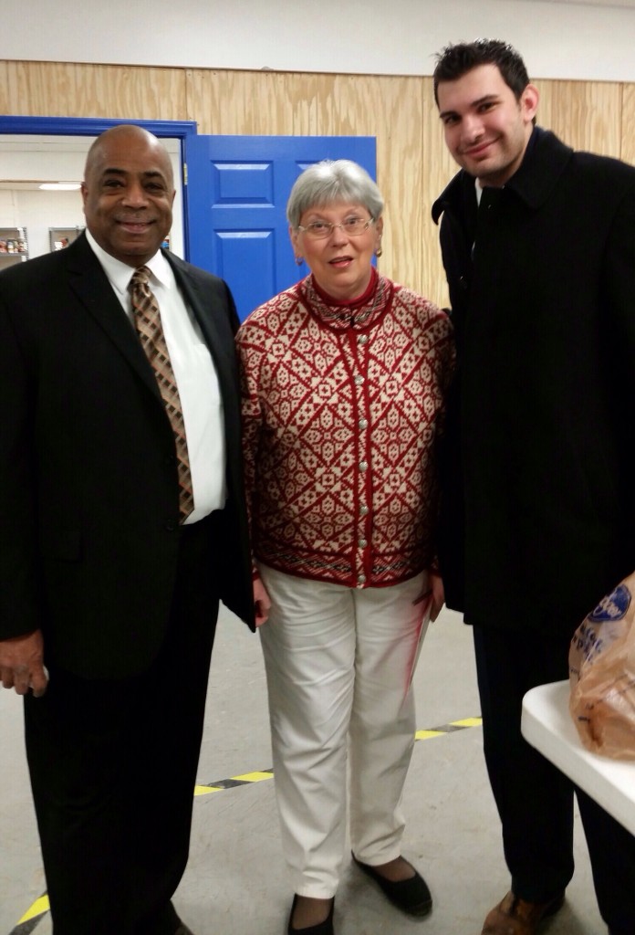 Senator Chris Walters supports United Food Operation efforts.